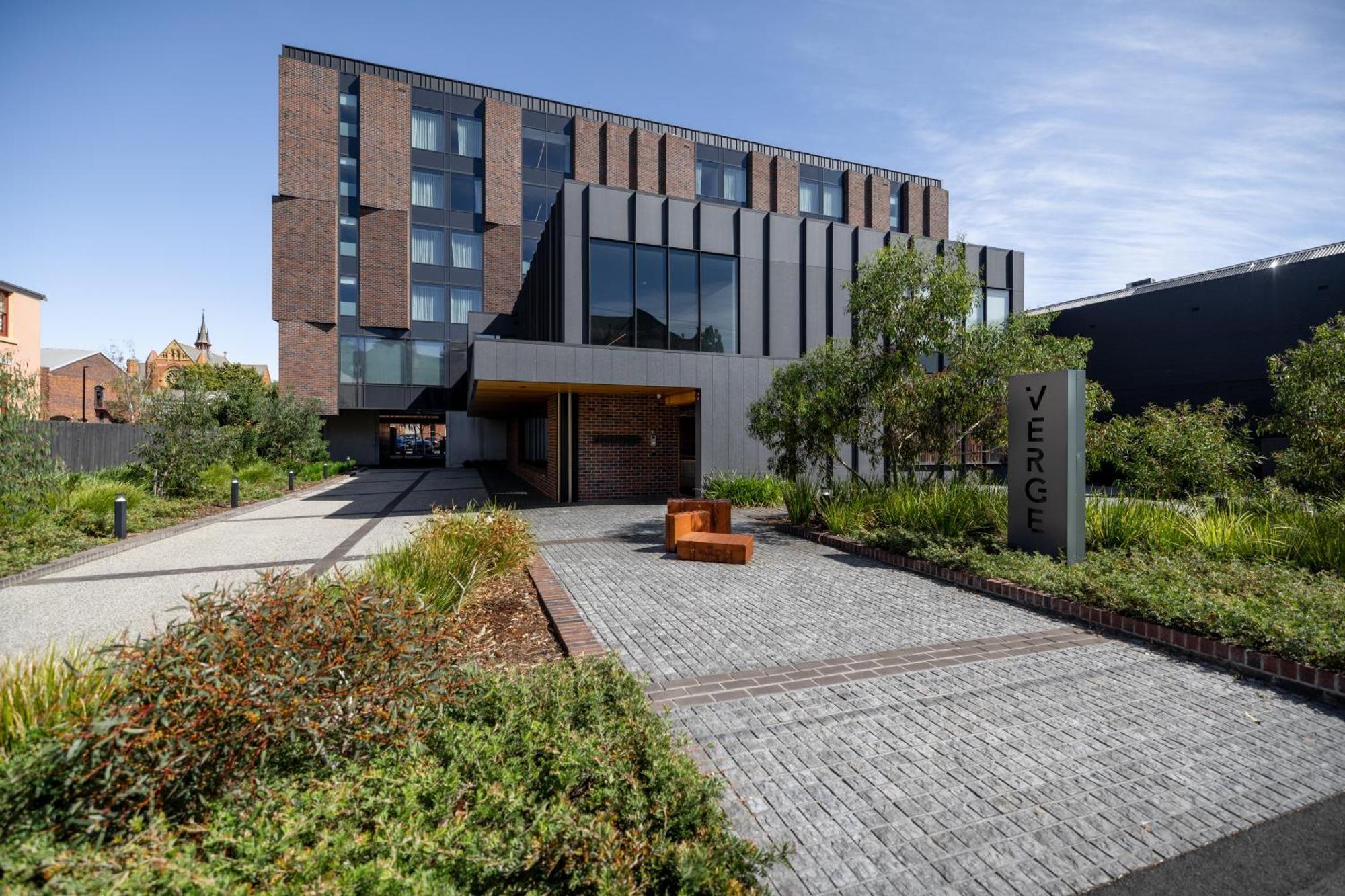 Hotel Verge 朗塞斯顿 外观 照片
